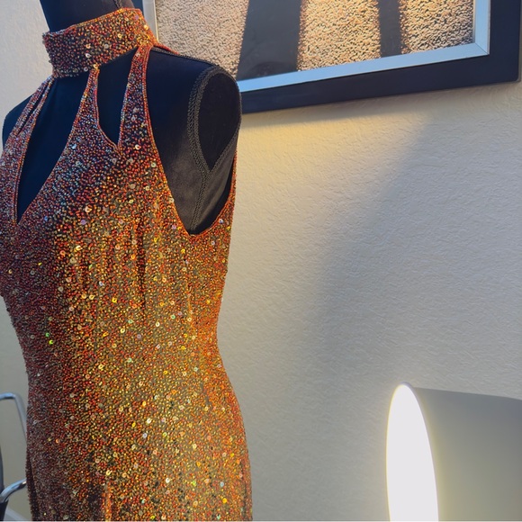 Naeem Khan Riazee Sequin Gown. Brand New with tags. Saks - Picture 16 of 16